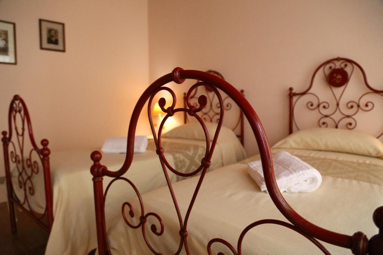 B&B Casa Doria Castelsardo Exteriör bild